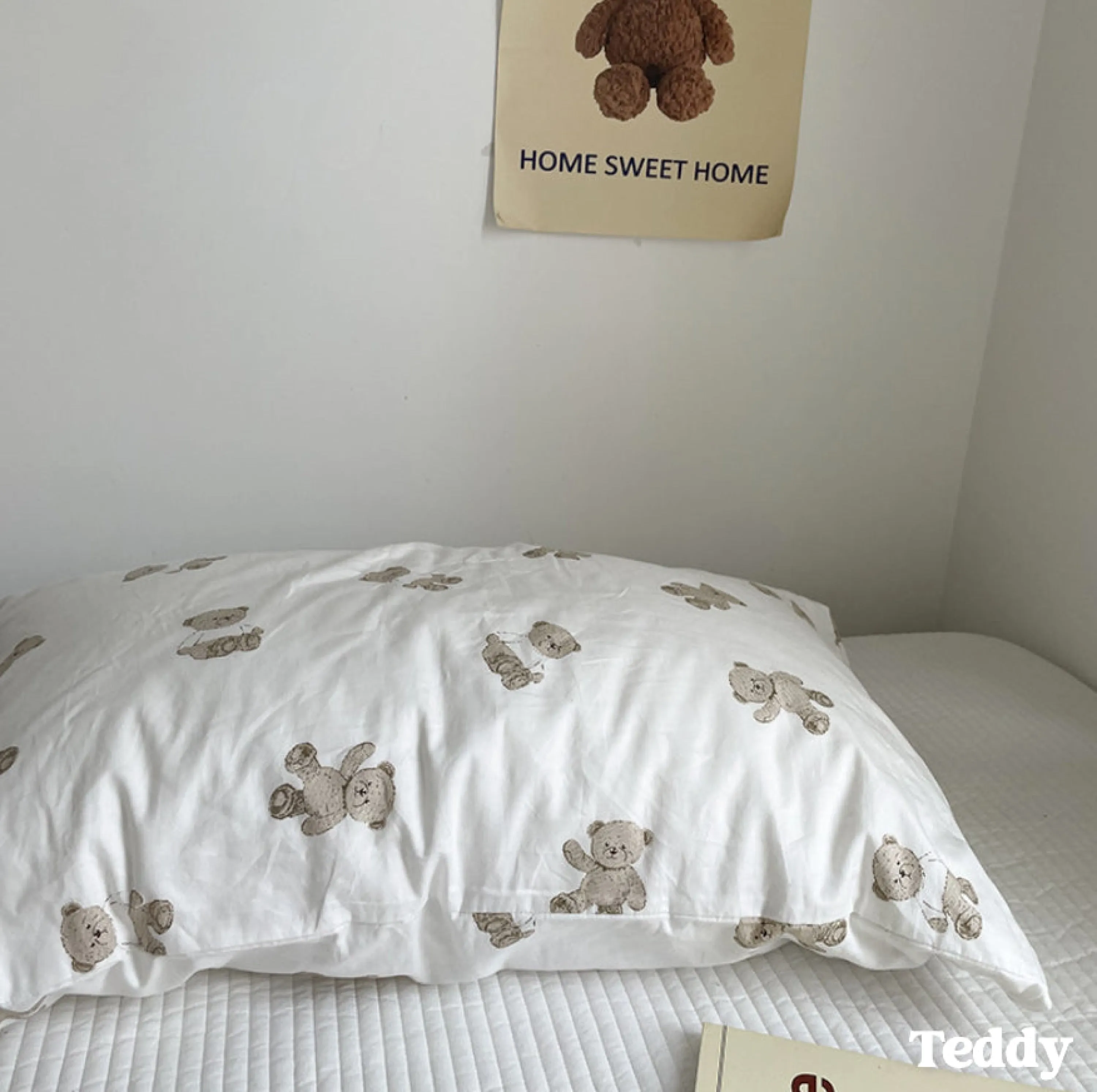 Assorted Washed Cotton Pillowcases / Floral Beige