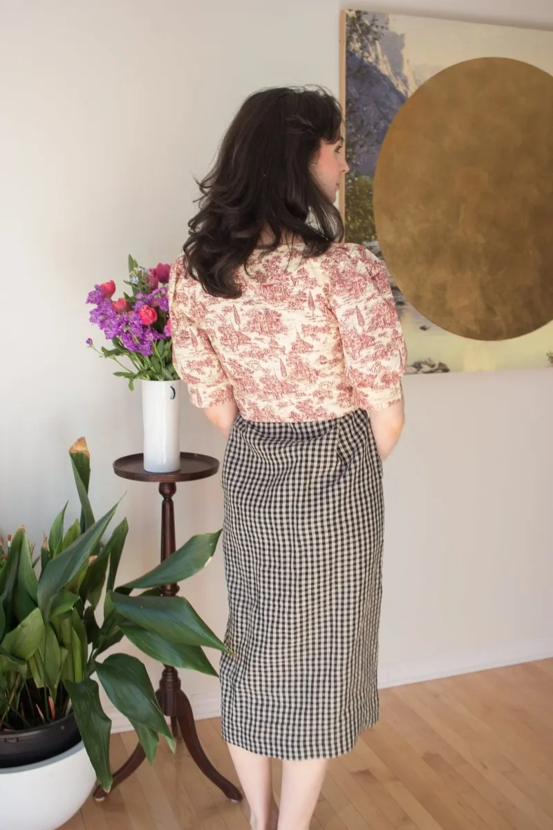 Birds of North America Stonechat Top - Brick Village Toile (Online Exclusive)
